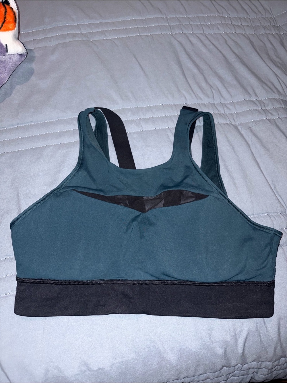Lululemon size 8 Women’s Teal Green Sports Bralette with Black Band
